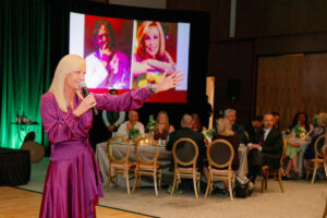 Auctiontainer Letitia Frye at Hospice of the Valley auction