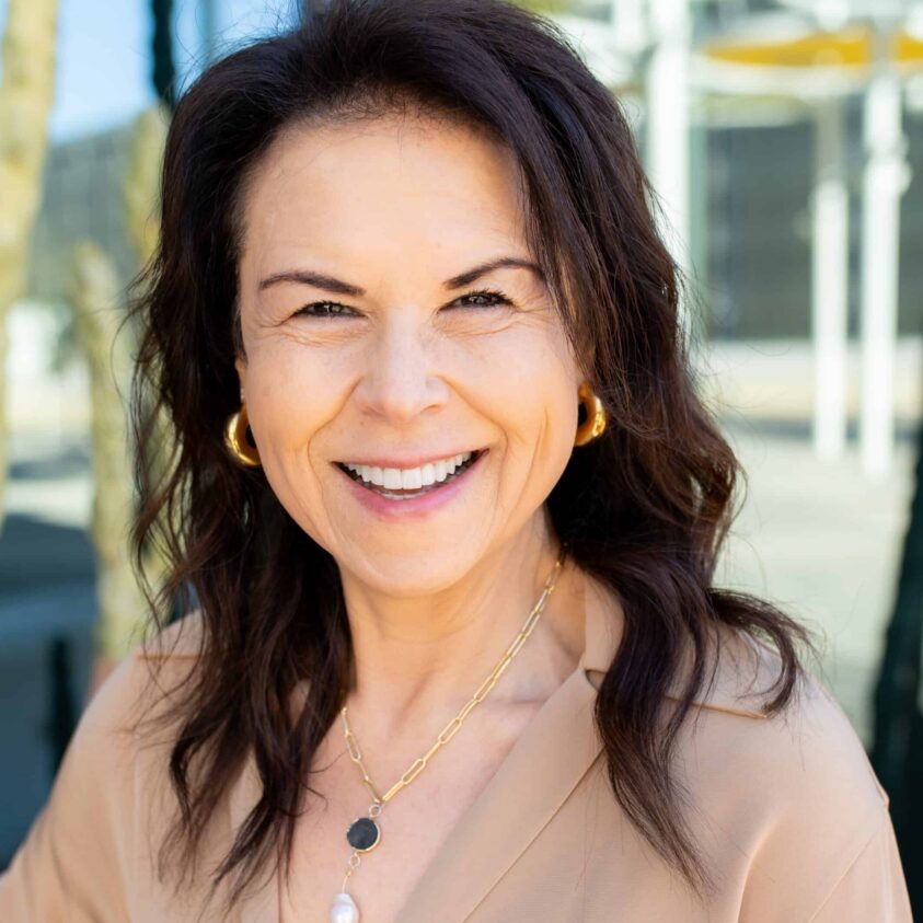 Fran Mallace Headshot 2024